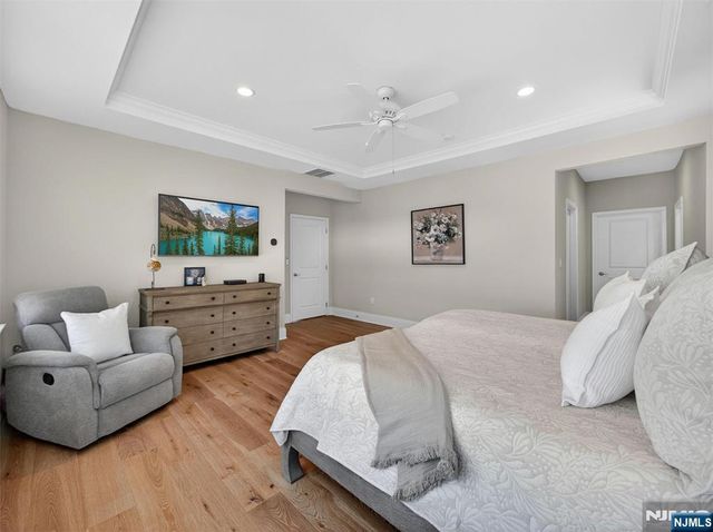 19 Woodmont Circle, River Vale, NJ 07675