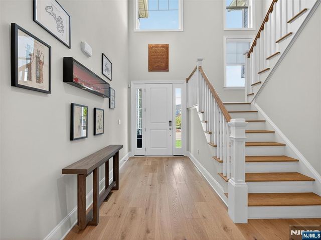 19 Woodmont Circle, River Vale, NJ 07675
