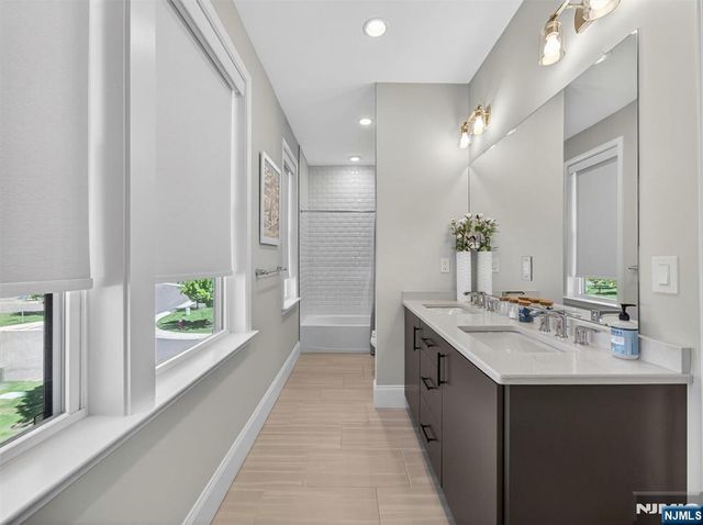 19 Woodmont Circle, River Vale, NJ 07675