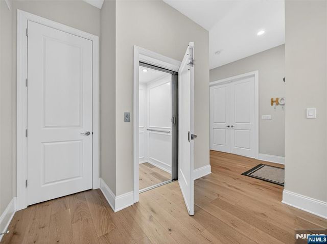19 Woodmont Circle, River Vale, NJ 07675