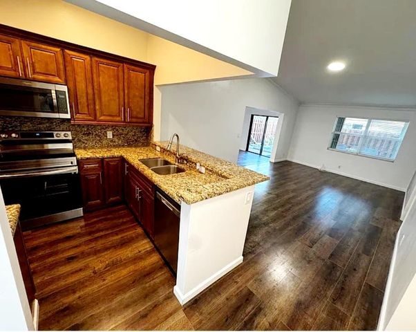 904 NW 50TH Court, Deerfield Beach, FL 33064