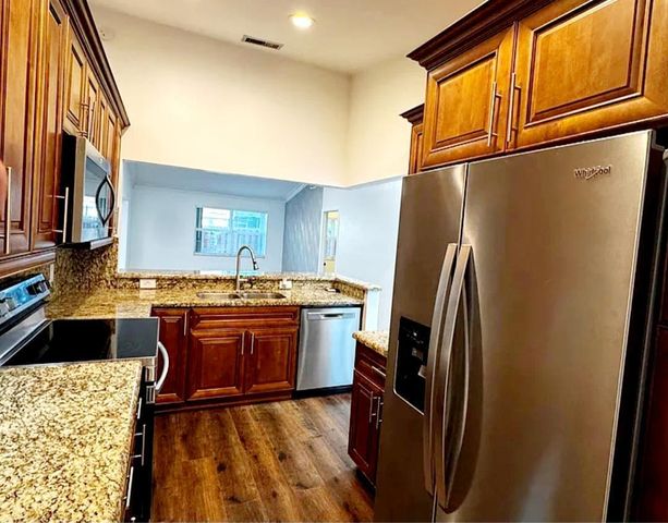 904 NW 50TH Court, Deerfield Beach, FL 33064