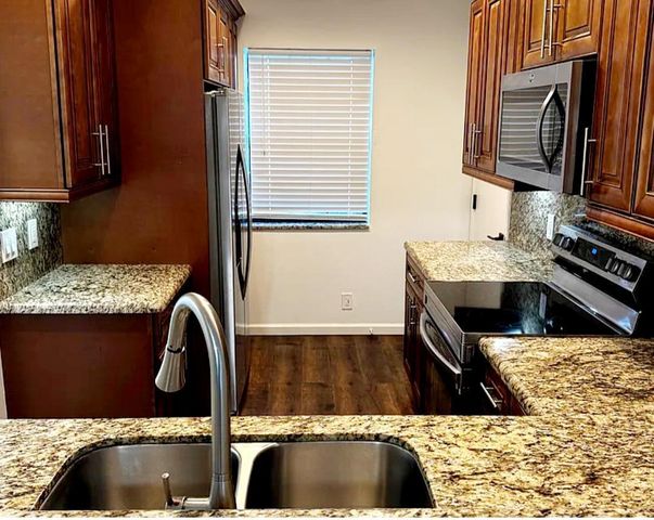 904 NW 50TH Court, Deerfield Beach, FL 33064
