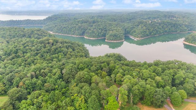 Lot 39 Captains Point, Jamestown, KY 42629