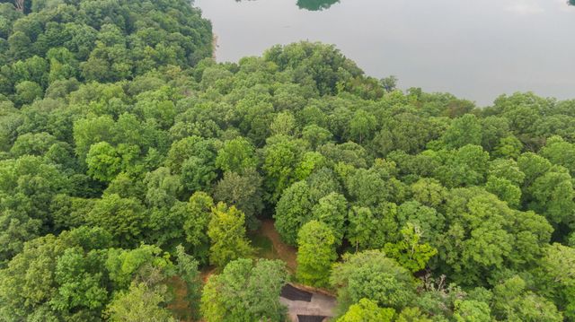 Lot 39 Captains Point, Jamestown, KY 42629