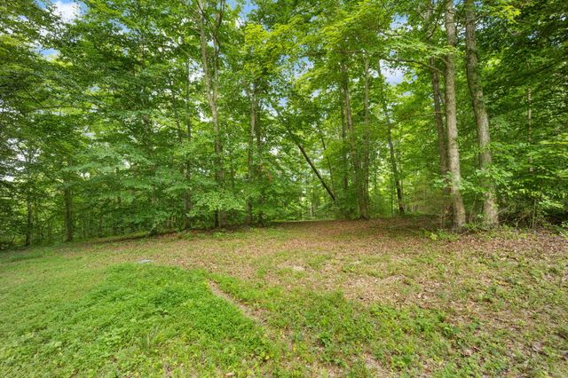 Lot 39 Captains Point, Jamestown, KY 42629