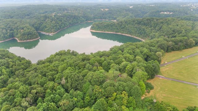 Lot 39 Captains Point, Jamestown, KY 42629