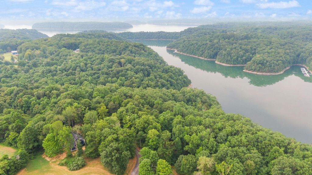 Lot 39 Captains Point, Jamestown, KY 42629