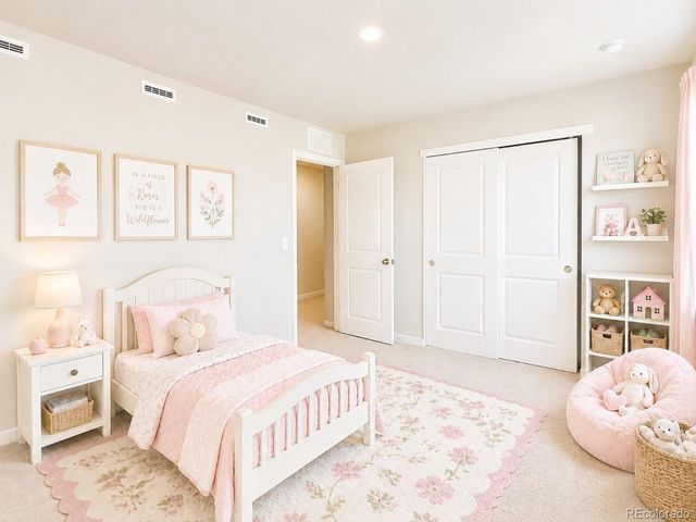 48170 Shetland Dr, Bennett, CO 80102