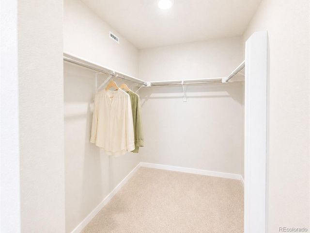 48170 Shetland Dr, Bennett, CO 80102
