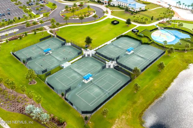 703 RUM RUNNER Way, St. Johns, FL 32259