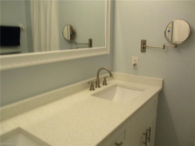 613 SE 2nd TER, Cape Coral, FL 33990