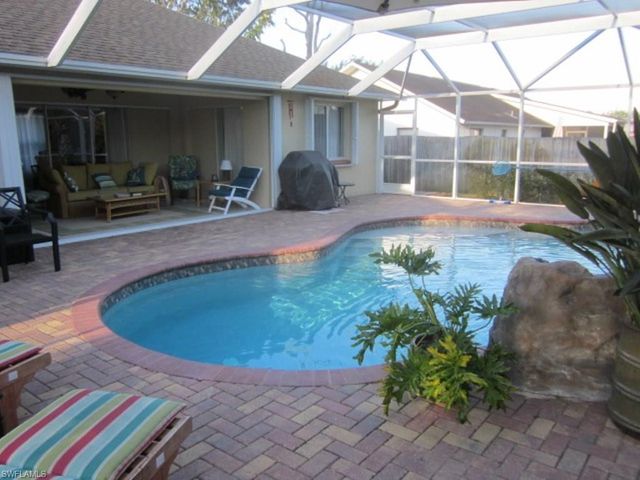 613 SE 2nd TER, Cape Coral, FL 33990