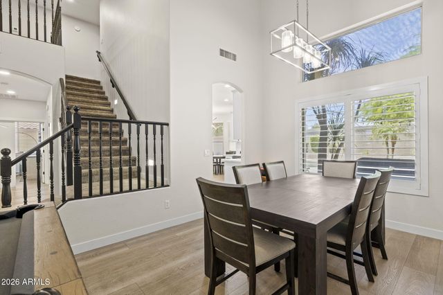 20996 N 82nd Lane, Peoria, AZ 85382