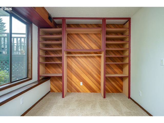 3118 Se WILLOW Dr, Hillsboro, OR 97123