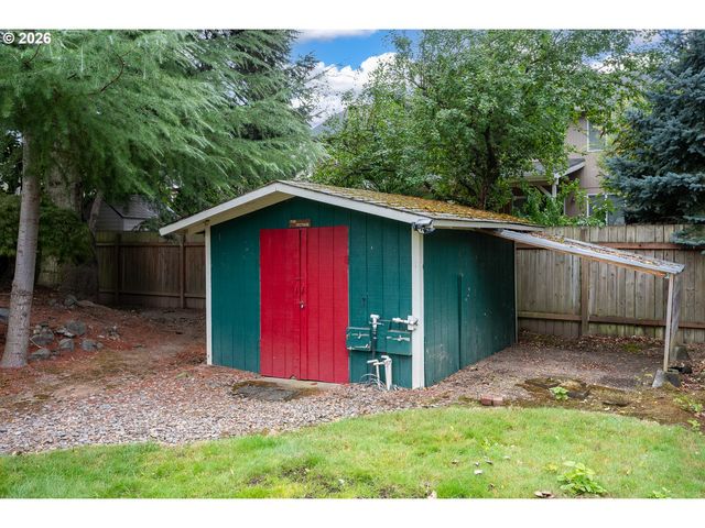 3118 Se WILLOW Dr, Hillsboro, OR 97123