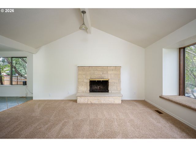 3118 Se WILLOW Dr, Hillsboro, OR 97123
