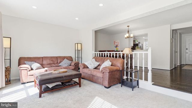 43926 BONLEE SQ, Ashburn, VA 20147