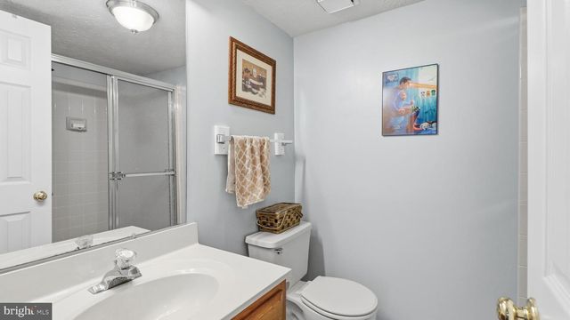 43926 BONLEE SQ, Ashburn, VA 20147