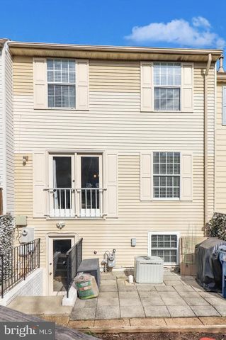 43926 BONLEE SQ, Ashburn, VA 20147