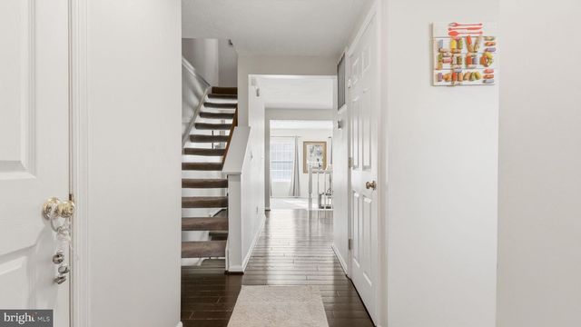 43926 BONLEE SQ, Ashburn, VA 20147