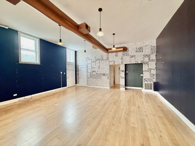 1355 W Chicago Avenue CS, Chicago, IL 60642