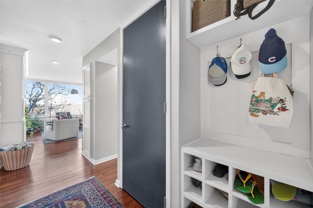 3660 Grand Avenue 810, Des Moines, IA 50312