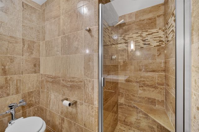 3660 Grand Avenue 810, Des Moines, IA 50312