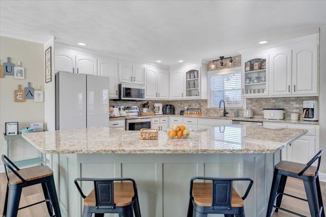 10 Wilkerson RD, Wirtz, VA 24184