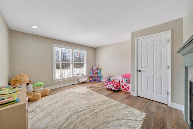 10 Wilkerson RD, Wirtz, VA 24184