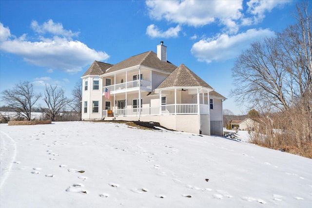 10 Wilkerson RD, Wirtz, VA 24184