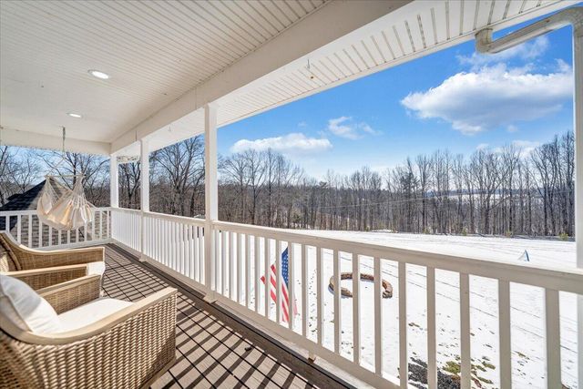 10 Wilkerson RD, Wirtz, VA 24184