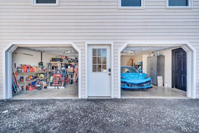 10 Wilkerson RD, Wirtz, VA 24184