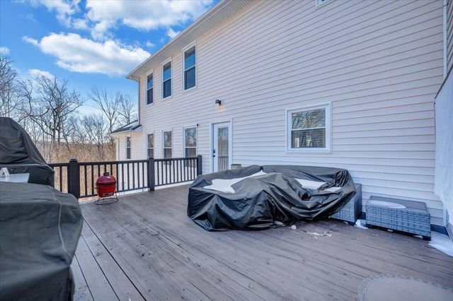 10 Wilkerson RD, Wirtz, VA 24184