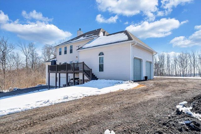 10 Wilkerson RD, Wirtz, VA 24184