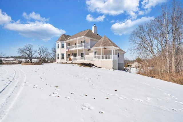 10 Wilkerson RD, Wirtz, VA 24184