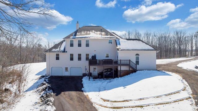 10 Wilkerson RD, Wirtz, VA 24184