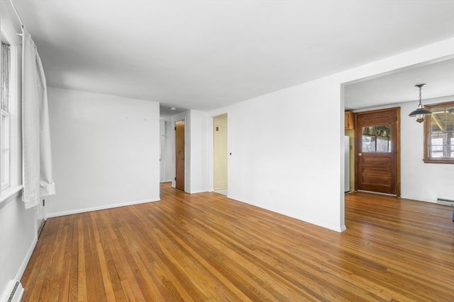 22 Longfellow Dr, Barnstable, MA 02632