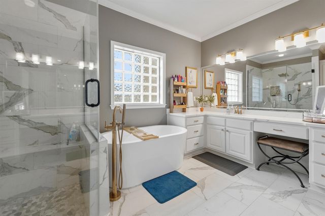 9109 Wooded Acres, Sherwood, AR 72120