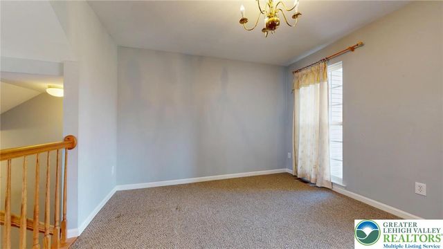 4039 Tournament Court, Upper Saucon Twp, PA 18034