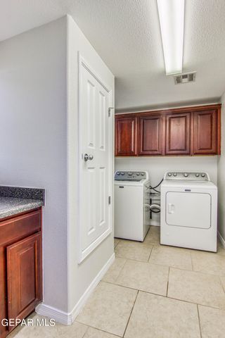 2605 SNOWY ROCK Place, El Paso, TX 79938