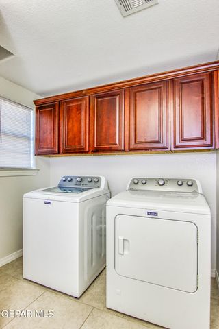 2605 SNOWY ROCK Place, El Paso, TX 79938