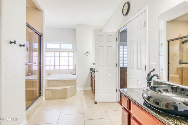 2605 SNOWY ROCK Place, El Paso, TX 79938