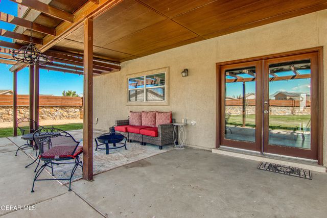 2605 SNOWY ROCK Place, El Paso, TX 79938