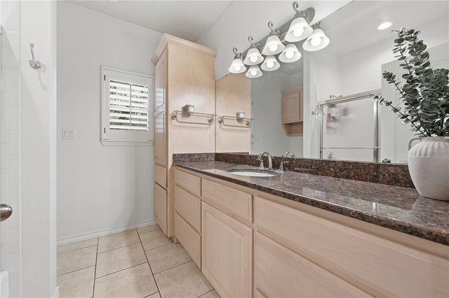 803 Buena Vista Dr, Rockport, TX 78382
