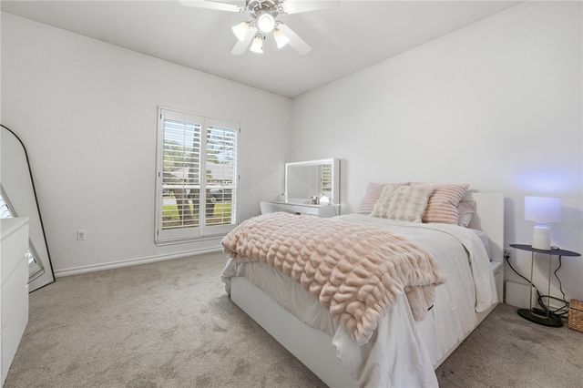 803 Buena Vista Dr, Rockport, TX 78382