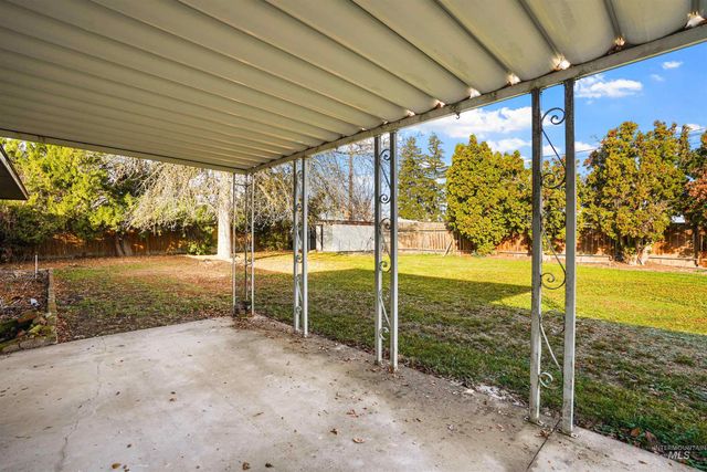 2405 Roosevelt Street, Caldwell, ID 83605