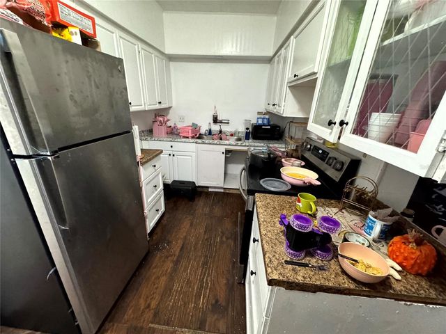 31526 VINE STREET, Sorrento, FL 32776