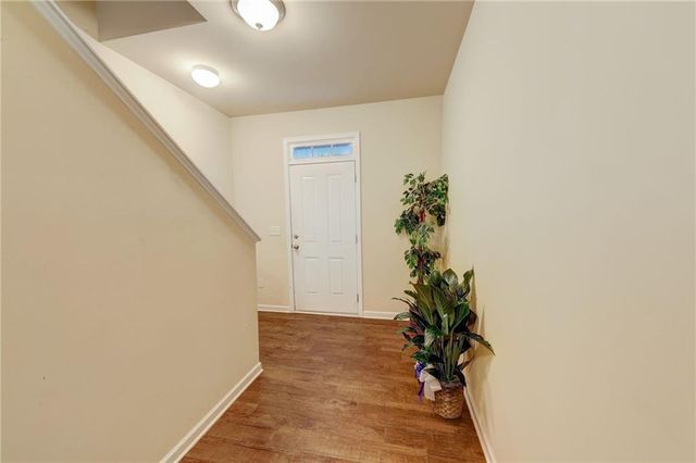 602 Dodson Lake Court, Fairburn, GA 30213