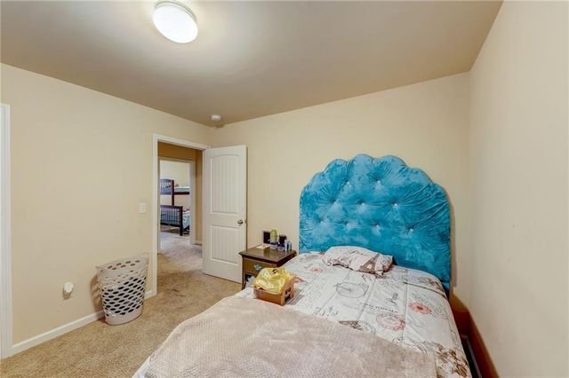 602 Dodson Lake Court, Fairburn, GA 30213